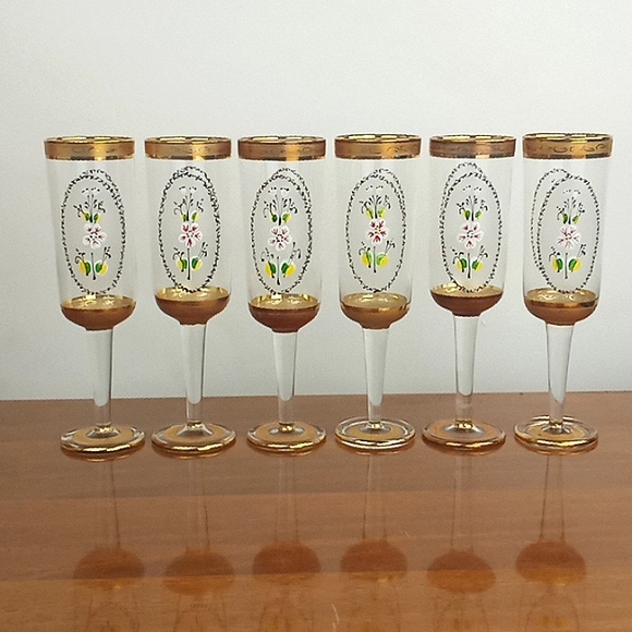 Vintage bohemian hand painted enamel floral champagne flutes set of 6 - Picture 3 of 6